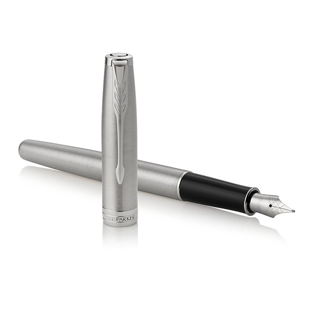 Sonnet Steel/Chrome Fountain pen Medium in the group Pens / Fine Writing / Fountain Pens at Pen Store (104818)