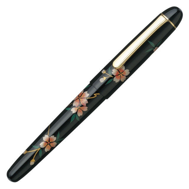 Kaga' Hira Maki-e Fountain pen Sakura