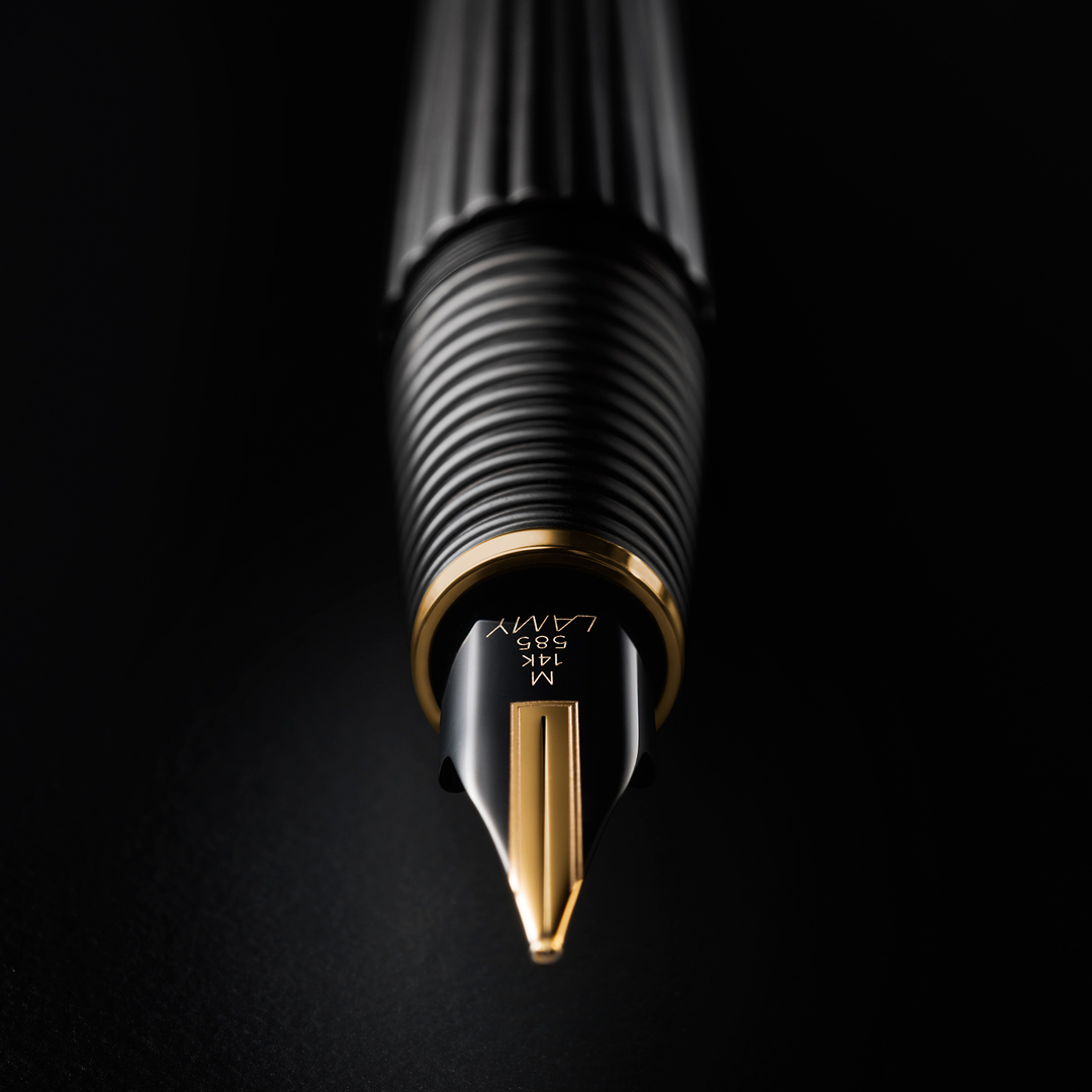 Imporium Black/Gold Fountain pen in the group Pens / Fine Writing / Gift Pens at Pen Store (101822_r)