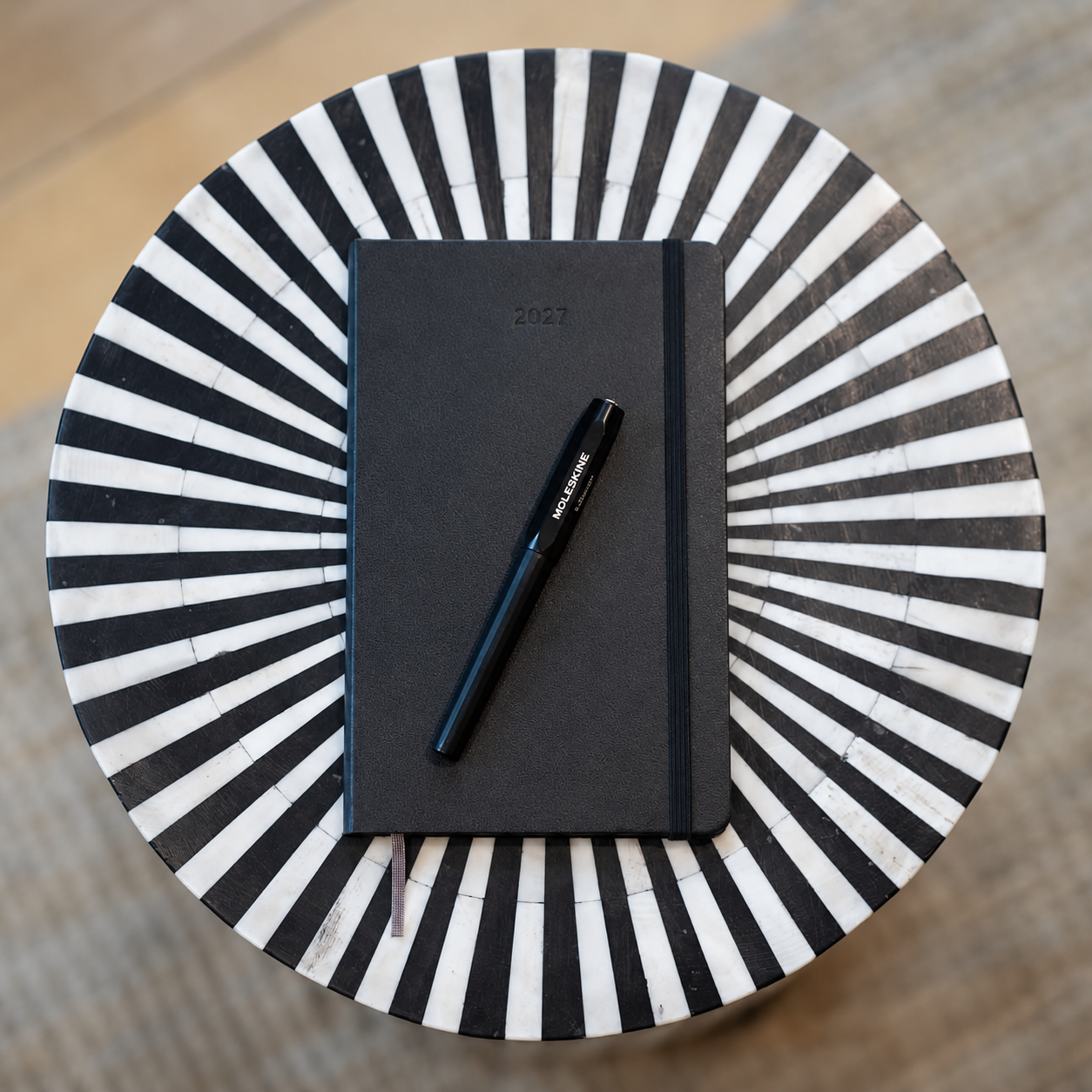 Planner 12M Weekly Vertical 2027 Hardcover Large Black 