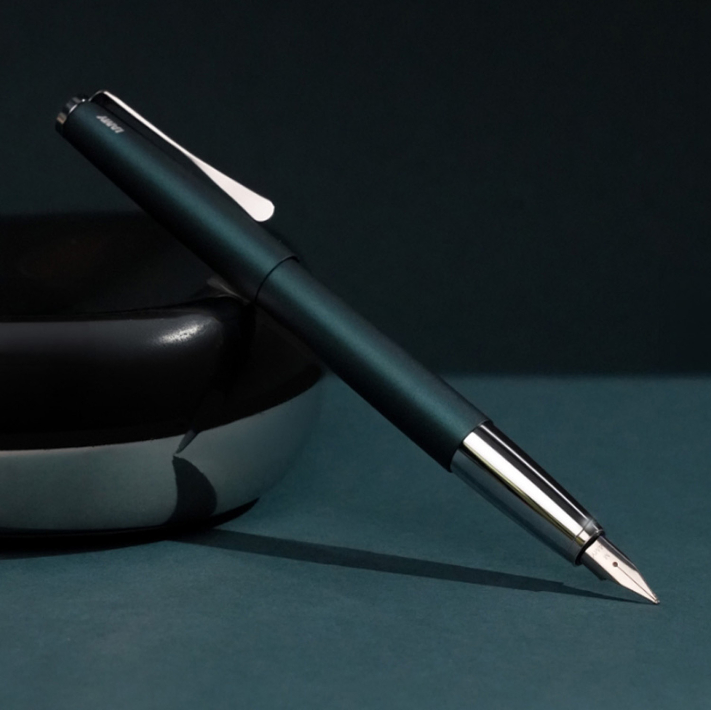 Studio Petrol Fountain pen