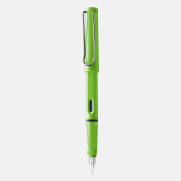 Safari Fountain pen Green in the group Pens / Fine Writing / Fountain Pens at Pen Store (100156_r)