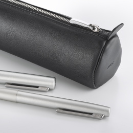 A404 leather pen case in the group Pens / Pen Accessories / Pencil Cases at Pen Store (111596)