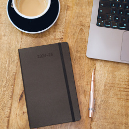 Planner 18M WeekNote Soft Cover Pocket Black  in the group Paper & Pads / Planners / 18-Month Planners at Pen Store (130879)