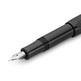 Classic Skyline Sport Fountain pen Black in the group Pens / Fine Writing / Fountain Pens at Pen Store (131449_r)