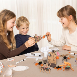 DIY Craft kit Halloween bugs (5 years+) in the group Hobby & Creativity / Holidays and seasons / Halloween at Pen Store (132628)