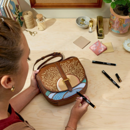 Creative Marker Brush Tip 12-pack Earth Tones in the group Pens / Artist Pens / Acrylic Markers at Pen Store (137406)